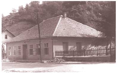 Zgrada prve skole iz 1856. godine